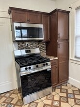 401 E 39th St in Paterson, NJ - Building Photo - Building Photo