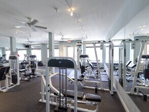 765 Walker Sq, Unit 2B in Charlottesville, VA - Building Photo - Building Photo