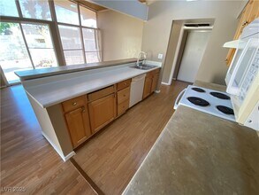 4512 Exposition Ave in Las Vegas, NV - Building Photo - Building Photo