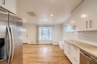 207 Teal St in Northglenn, CO - Building Photo - Building Photo