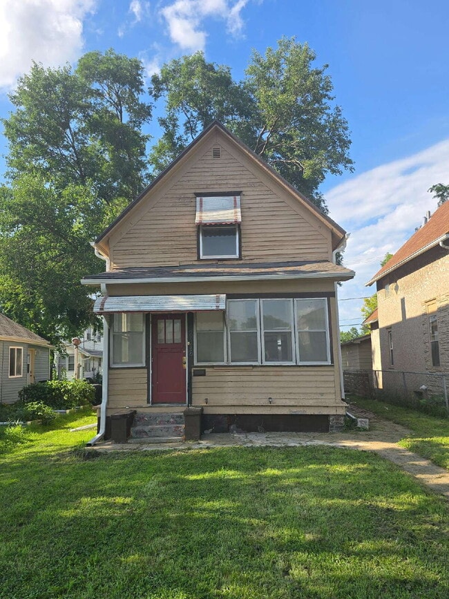 property at 2116 Ohio St
