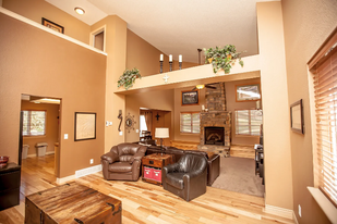 6020 Hearth Ct in Colorado Springs, CO - Building Photo - Building Photo