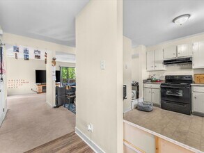 1701 Early Settlers Rd in Bon Air, VA - Building Photo - Building Photo