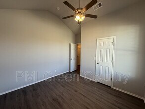 7427 S Walnut Ave in Broken Arrow, OK - Building Photo - Building Photo