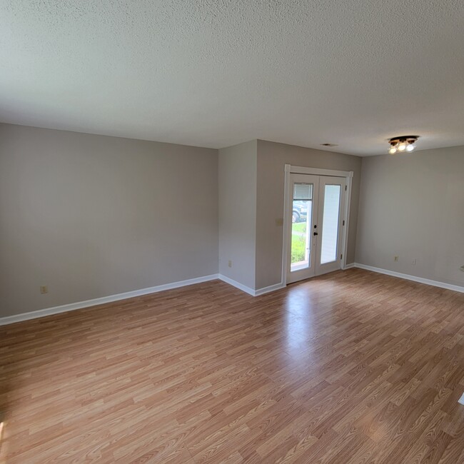 63 Eastgate Cir in Cookeville, TN - Building Photo - Building Photo