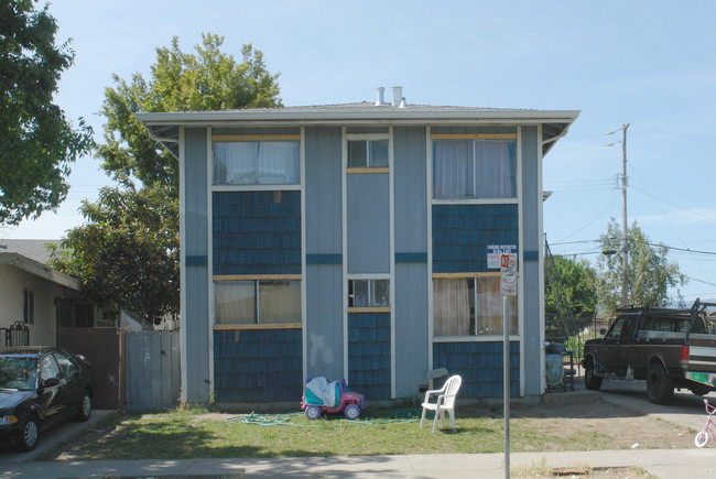 5182 Snow Dr in San Jose, CA - Foto de edificio - Building Photo