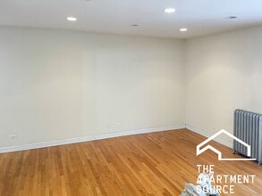 3918 N Pine Grove Ave in Chicago, IL - Building Photo - Building Photo