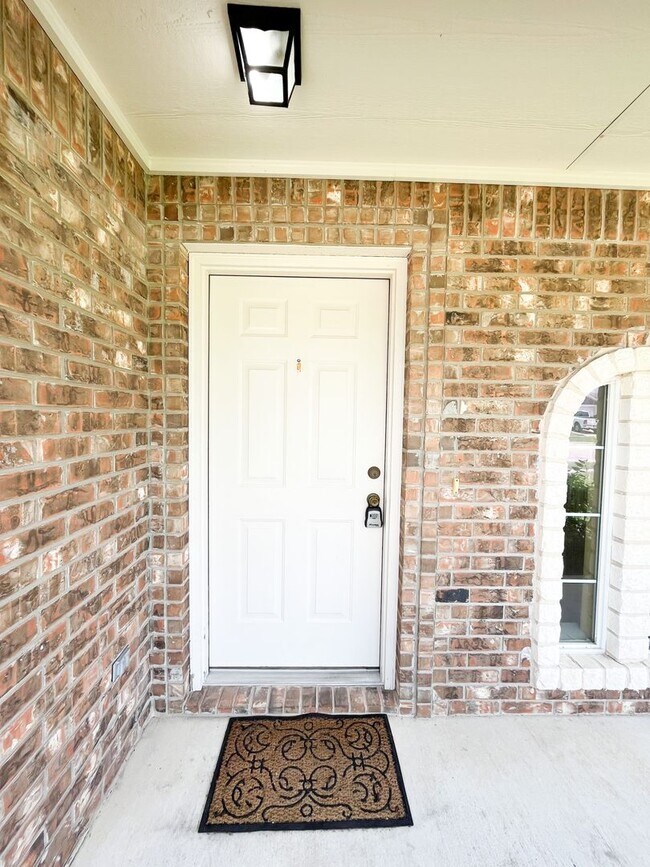 2004 Charleston Ct-Unit -B in Killeen, TX - Building Photo - Building Photo