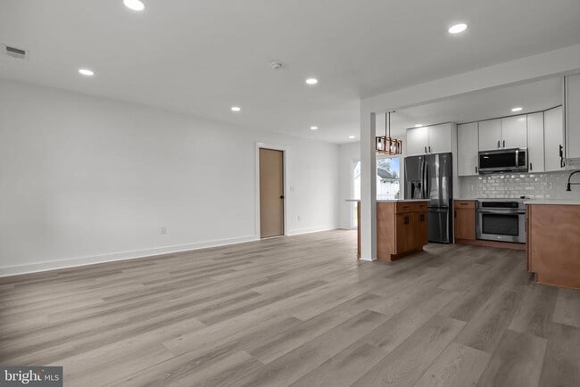 41 Jewel Ln in Levittown, PA - Building Photo - Building Photo