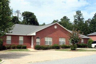 1148 Northlake Dr in Auburn, AL - Building Photo