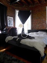 34 Medfield St, Unit 11 in Boston, MA - Building Photo - Building Photo