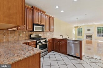 821 Creekview Dr in Blue Bell, PA - Building Photo - Building Photo