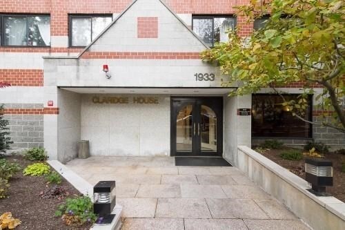 1933 Commonwealth Ave in Boston, MA - Building Photo