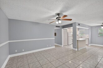 310 S J St in Lake Worth Beach, FL - Building Photo - Building Photo