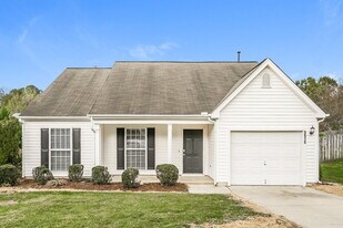 5515 Scenic Brook Ln in Raleigh, NC - Building Photo