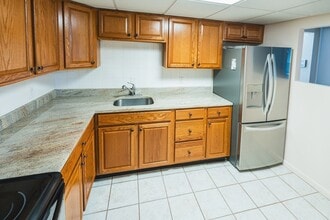 28 Faxon St in Stoughton, MA - Building Photo - Building Photo