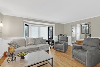 819 Albion Ave in Park Ridge, IL - Building Photo - Building Photo