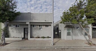 6809 West in Inglewood, CA - Building Photo