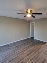 734 N Country Acres Ave in Wichita, KS - Building Photo - Building Photo