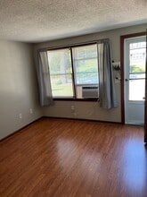 83 Furnace Ave in Stafford, CT - Building Photo - Building Photo
