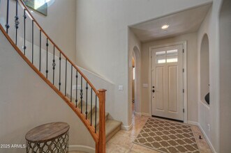 18358 N 93rd Way in Scottsdale, AZ - Foto de edificio - Building Photo