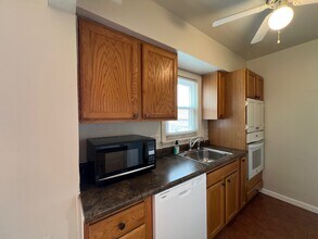 2524 57th St in Des Moines, IA - Building Photo - Building Photo