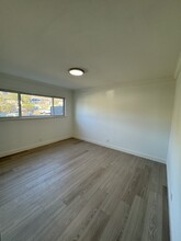 10912 Sherman Grove Ave, Unit 695 in Los Angeles, CA - Building Photo - Building Photo