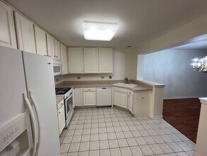 3059 Serenity Ln in Naperville, IL - Building Photo - Building Photo