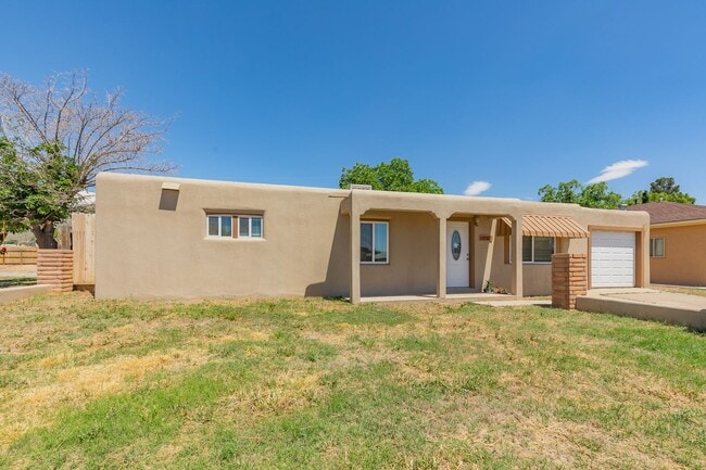property at 1740 Van Ct