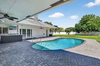 1599 NW 14th Ave in Boca Raton, FL - Building Photo - Building Photo