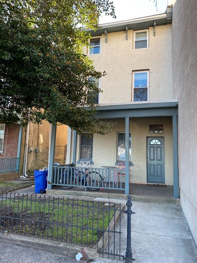 property at 416 N 31st St