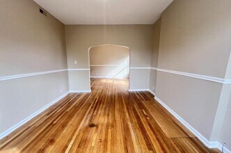7615 S Emerald Ave, Unit 2 in Chicago, IL - Building Photo - Building Photo