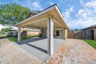 1311 Sigma St in Pasadena, TX - Building Photo - Building Photo