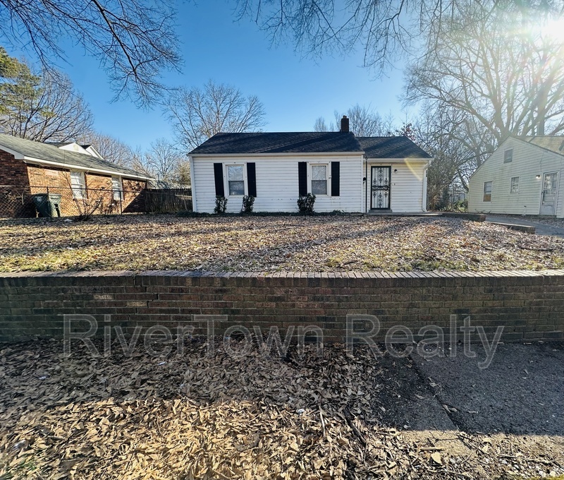 1706 Combs St in Memphis, TN - Building Photo