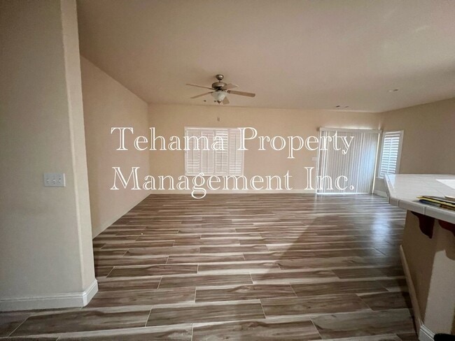 495 David Ave in Red Bluff, CA - Building Photo - Building Photo