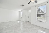 1232 Baronscourt Dr in Wesley Chapel, FL - Building Photo - Building Photo