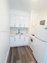 7445 Harding Ave in Miami Beach, FL - Building Photo - Building Photo