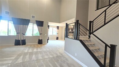 1027 Whitworth Ave in Las Vegas, NV - Building Photo - Building Photo