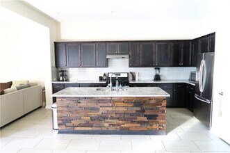 1710 Frontier Valley Dr in Austin, TX - Building Photo - Building Photo