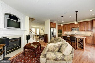 174 Cameron Station Blvd in Alexandria, VA - Building Photo - Building Photo