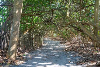 4444 NE Ocean Blvd in Jensen Beach, FL - Building Photo - Building Photo