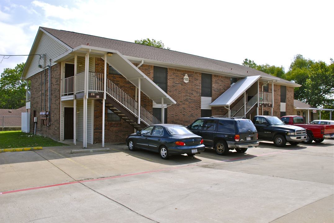 Village East Apartments in Wylie, TX - Building Photo