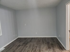 16950 Woodland Dr in Three Rivers, MI - Building Photo - Building Photo