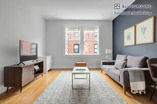 17 Forest St in Cambridge, MA - Building Photo