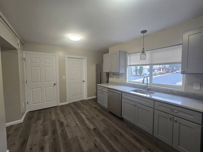 801 W Broad St in Bethlehem, PA - Building Photo - Building Photo