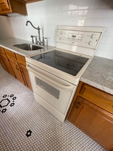 7130 Germantown Ave in Philadelphia, PA - Building Photo - Building Photo