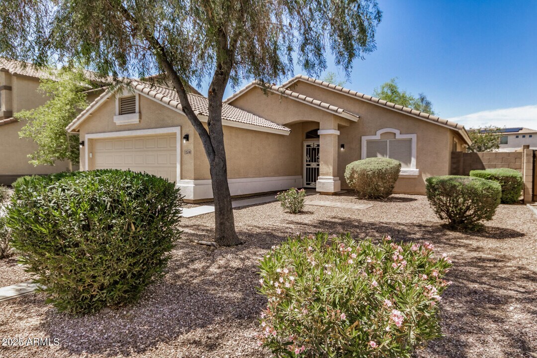 25710 W Victory St in Buckeye, AZ - Building Photo