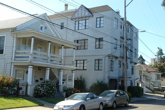 3764 Shafter Ave in Oakland, CA - Building Photo - Building Photo