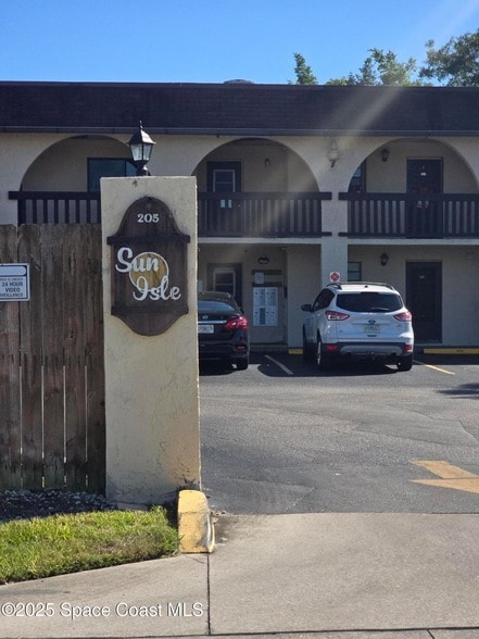 property at 205 Palmetto Ave