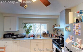 9 Arlington St in Somerville, MA - Building Photo - Building Photo